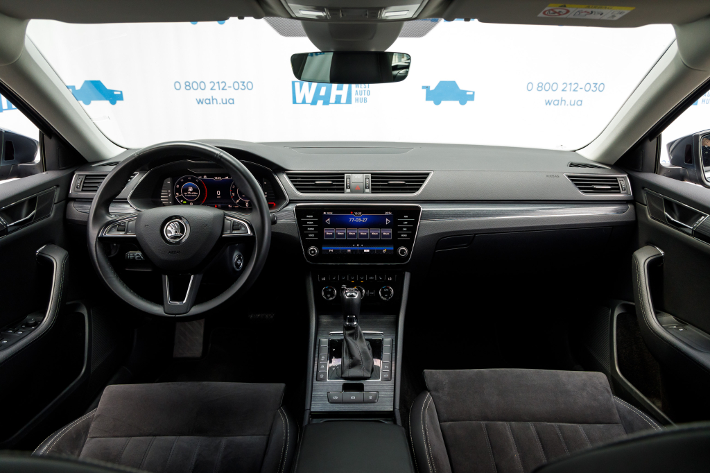 Skoda Superb 2019 фото 31