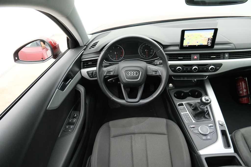 Audi A4 2017 photo 2