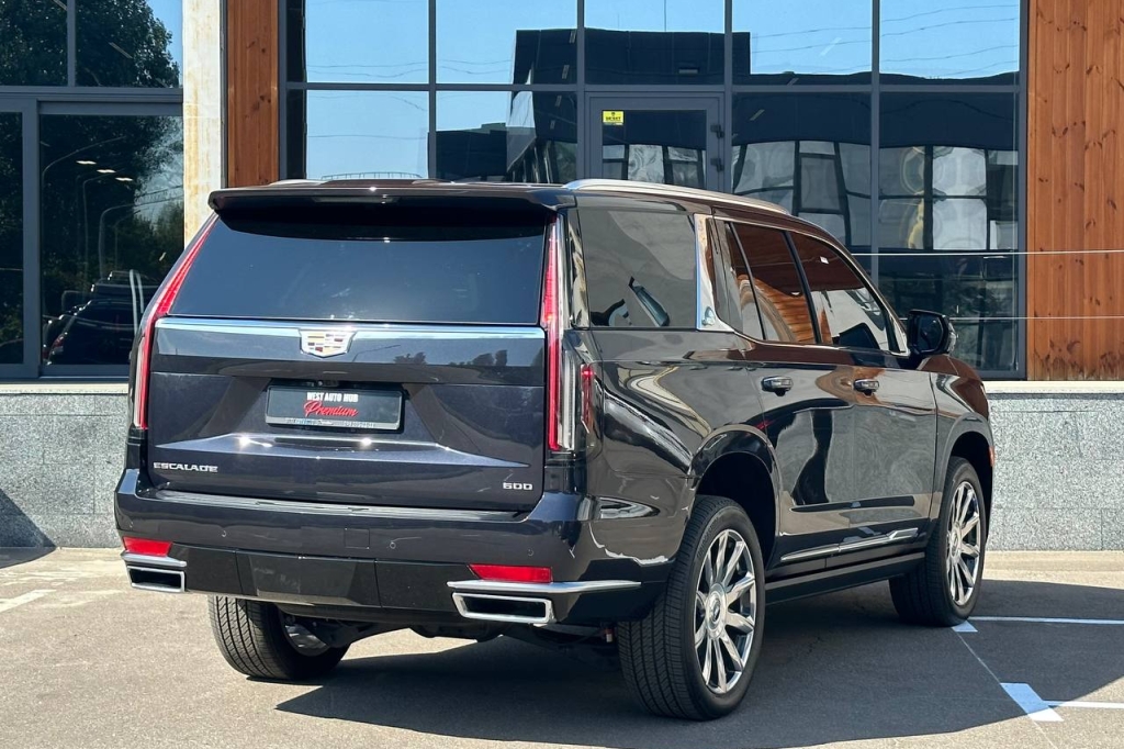 Cadillac Escalade Platinum 4WD 2022 фото Cadillac Escalade Platinum 4WD 2022 фото 6
