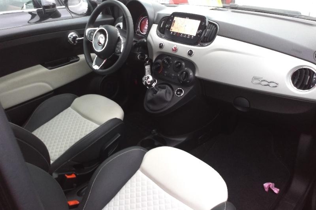 Fiat 500 2020 photo 2