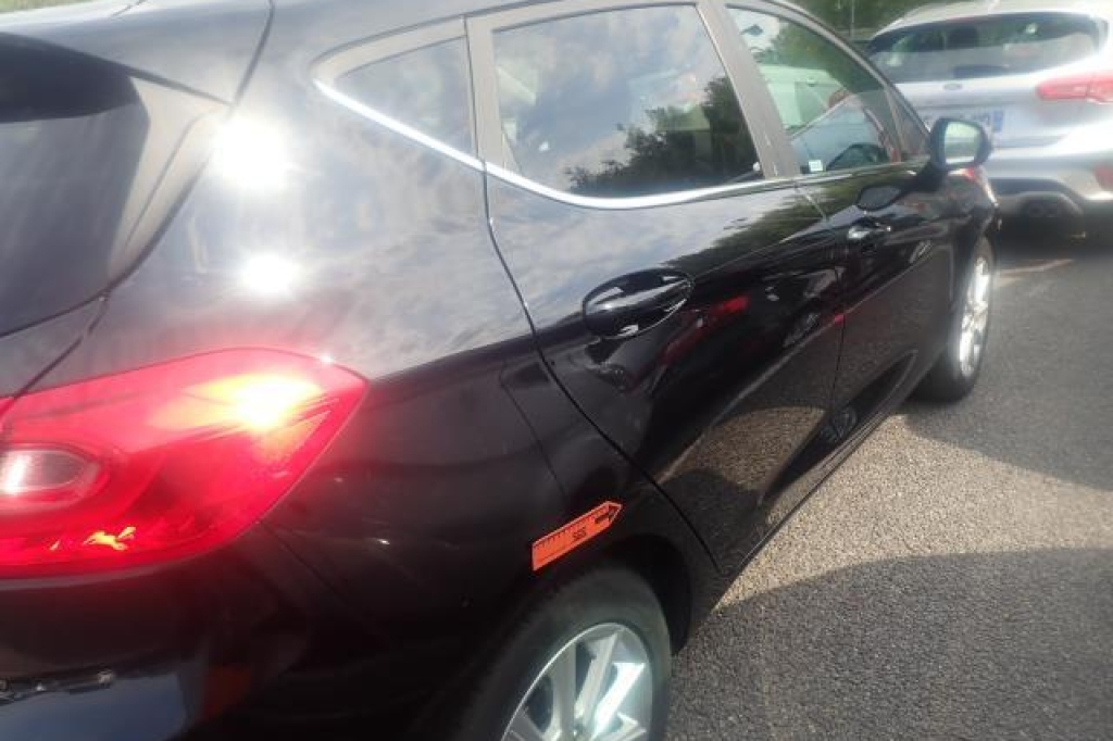 Ford Fiesta 2019 фото 18