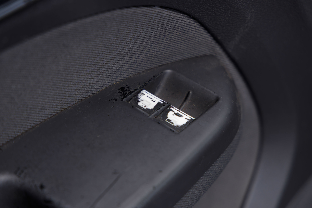 Volkswagen Touran MPI 2003 фото 21