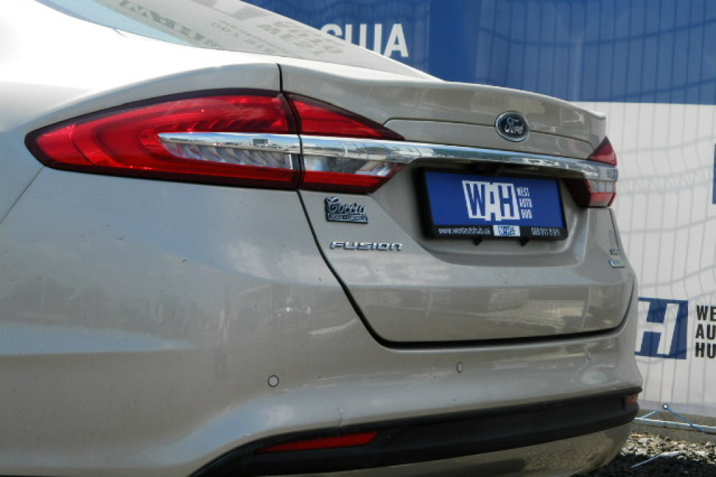 Ford Fusion SE Plus 2017 фото 9