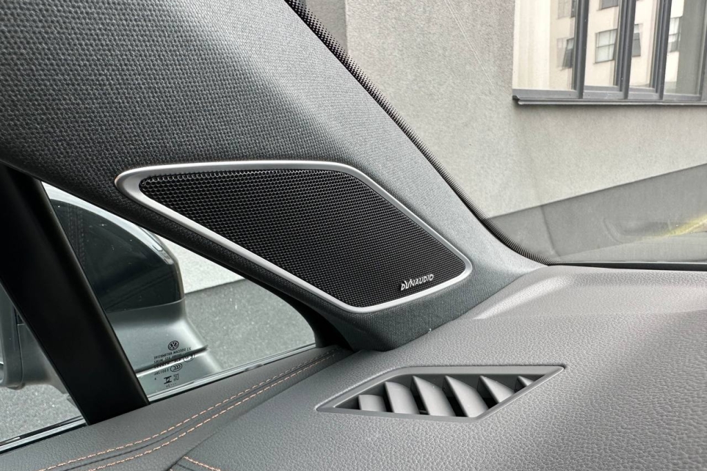 Volkswagen Touareg R-line Platinum 2024 photo 10