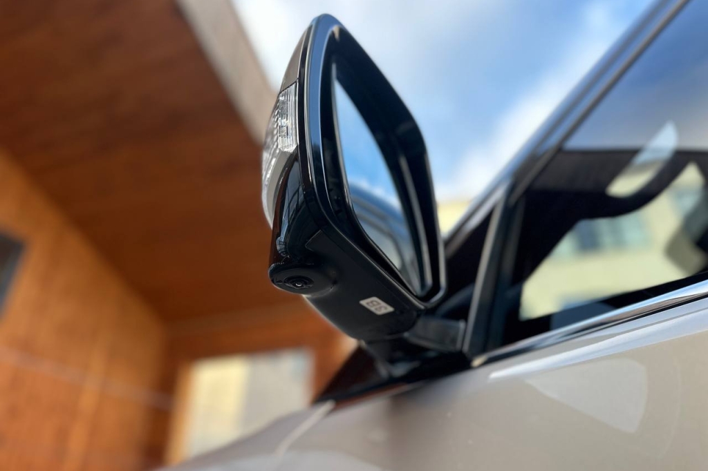 Infiniti QX80 Luxe Proactive 2018 photo Infiniti QX80 Luxe Proactive 2018 photo 7