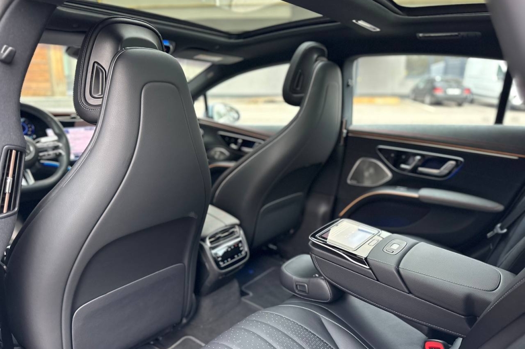 Mercedes-Benz EQS 580 4MATIC 2022 photo 18