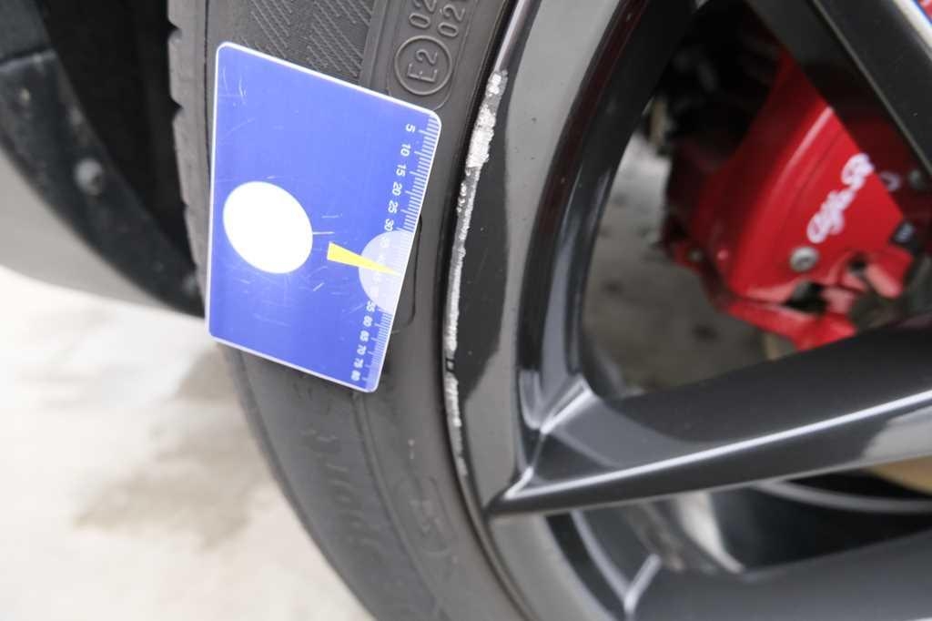 Alfa Romeo Stelvio 2019 фото 10