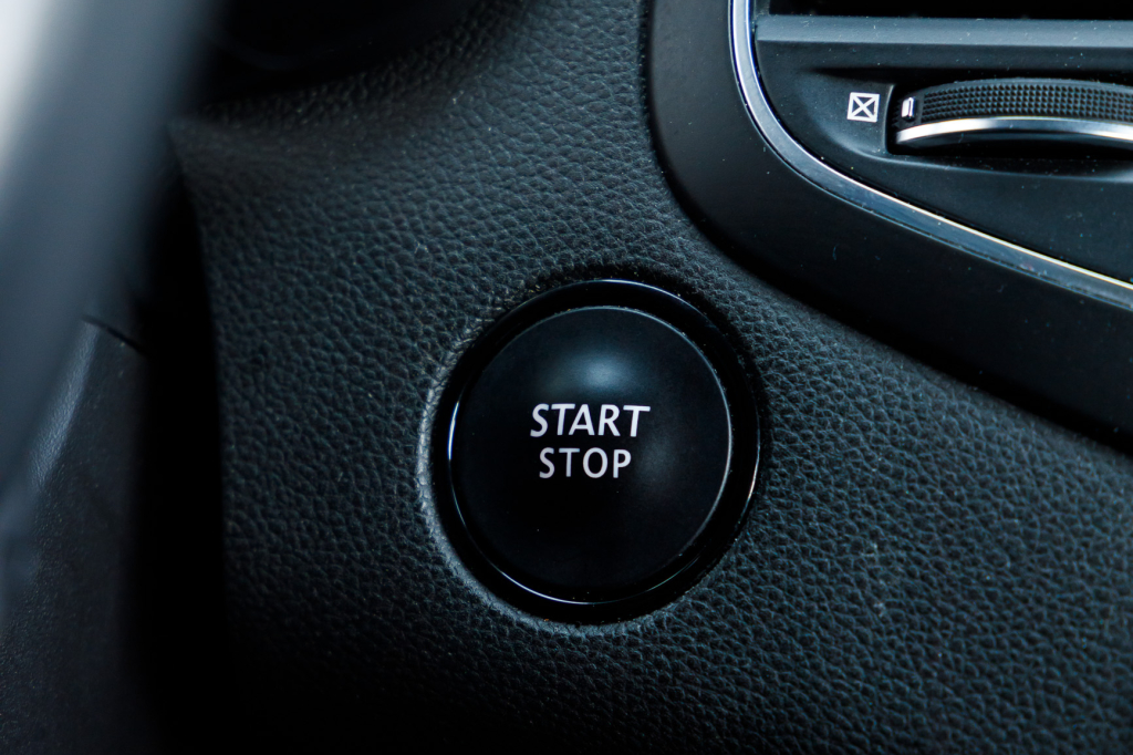 Renault Megane 2017 фото 18