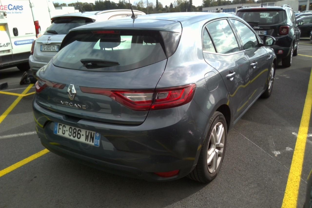 Renault Megane 2019 фото 1