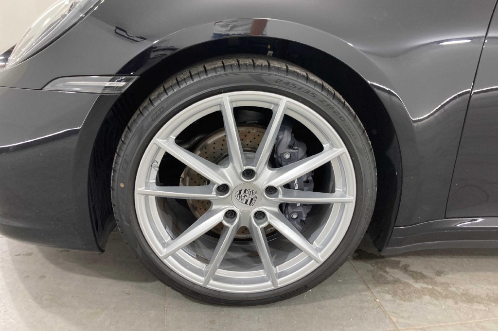 Porsche 992 2020 фото 10