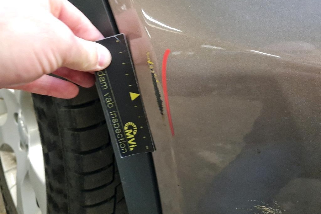 Land Rover Discovery Sport 2017 фото 23