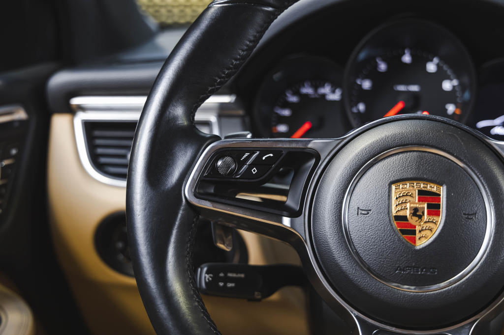 Porsche Macan 2016 photo 22