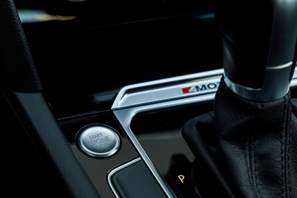 Volkswagen Passat B8 Highline 4Motion 2016 photo 16