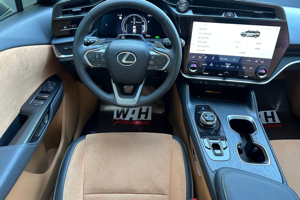 Lexus RZ 450e 2023 photo 20