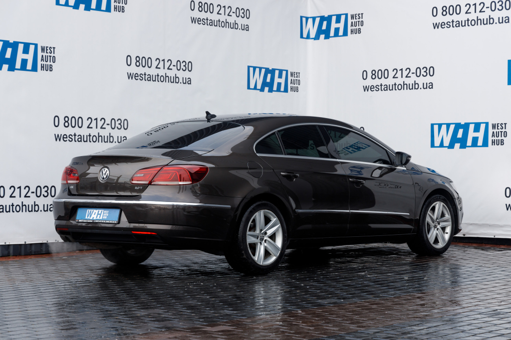 Volkswagen CC 2012 photo 6
