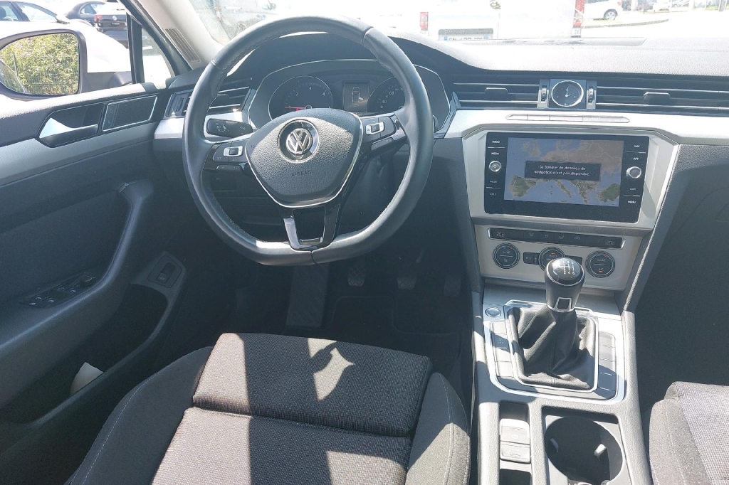 Volkswagen Passat 2018 фото 3