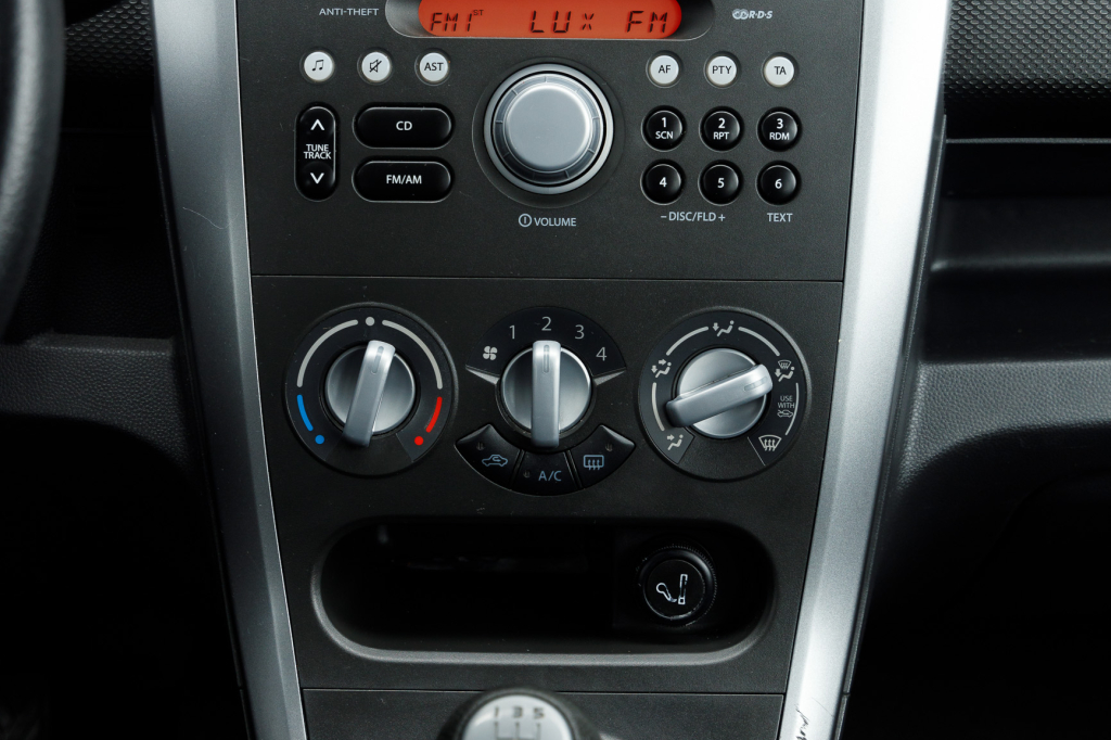 Opel Agila фото 16