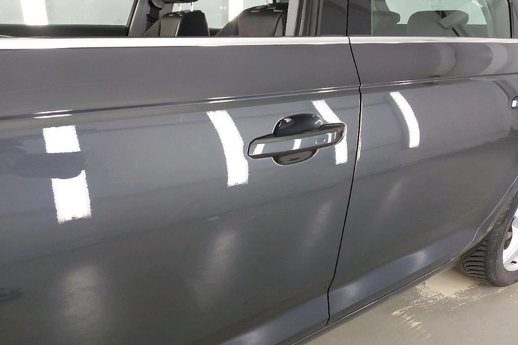 Audi A4 Avant 2019 фото 16