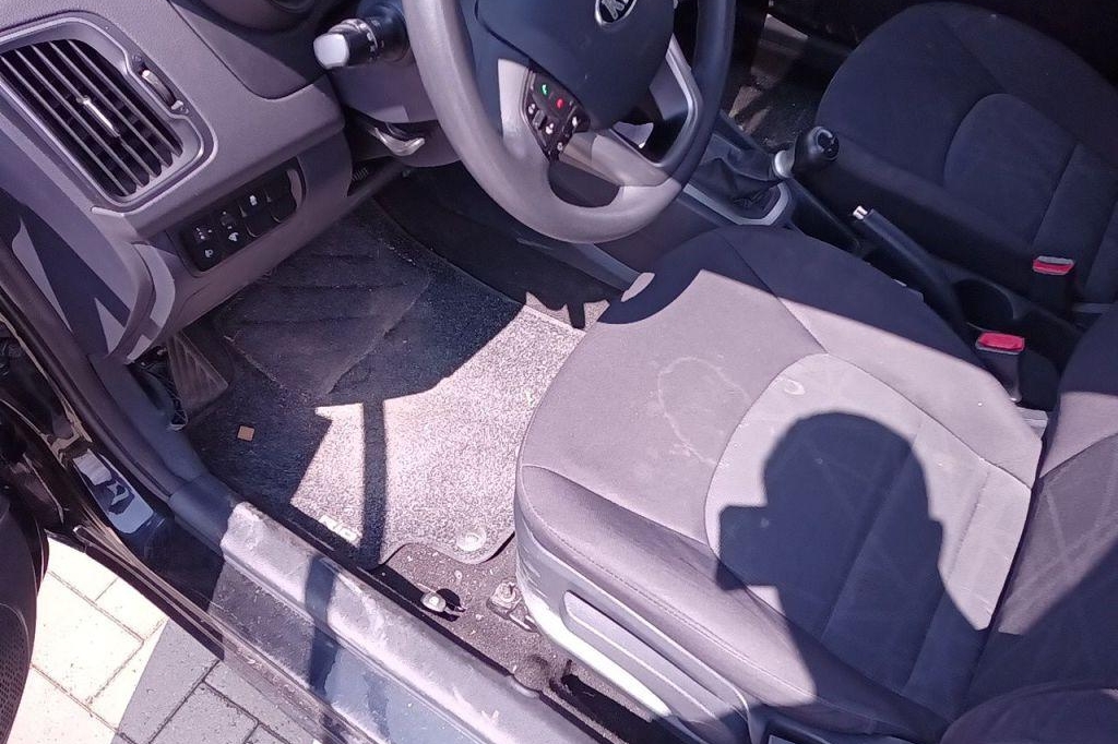 Kia Rio 2017 фото 11