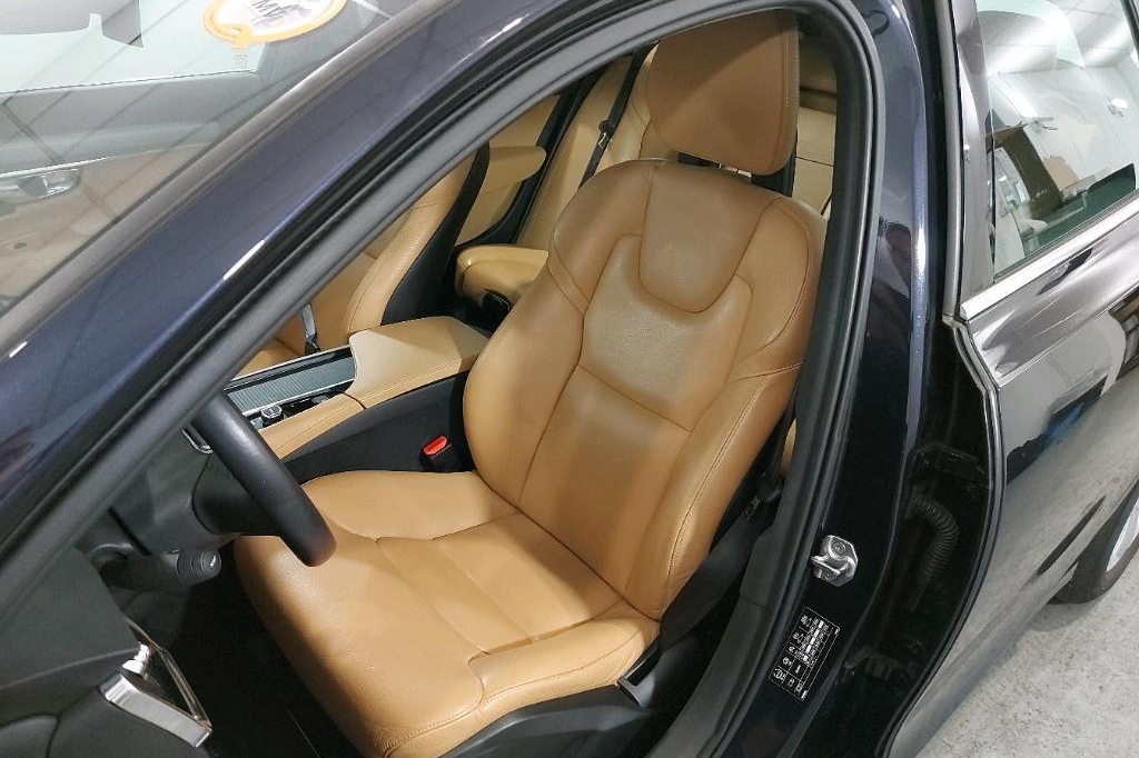 Volvo V90 2017 фото 40