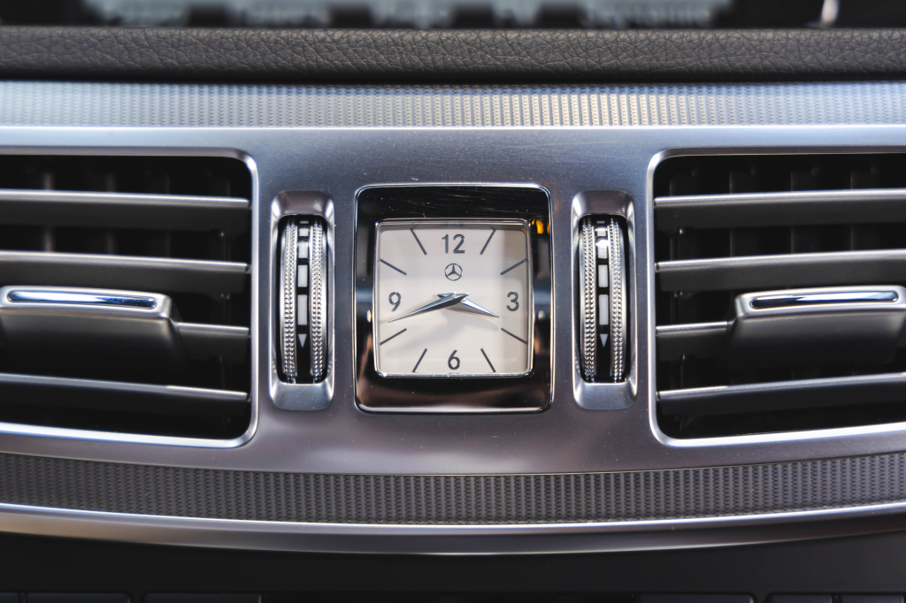 Mercedes-Benz E-Class E350 2014 фото 24