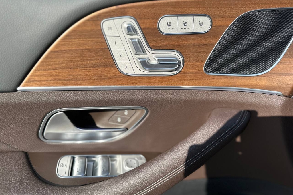 Mercedes-Benz GLS 400 4Matic AMG Package 2022 photo 9