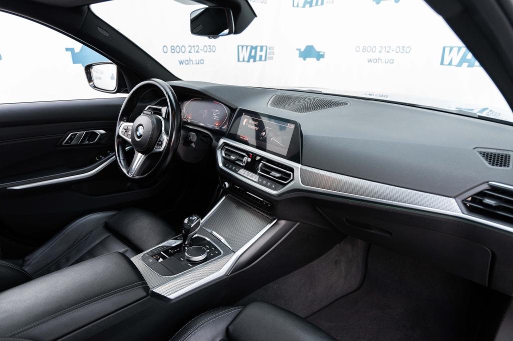 BMW 3 Series 320d 2019 фото BMW 3 Series 320d 2019 фото 27