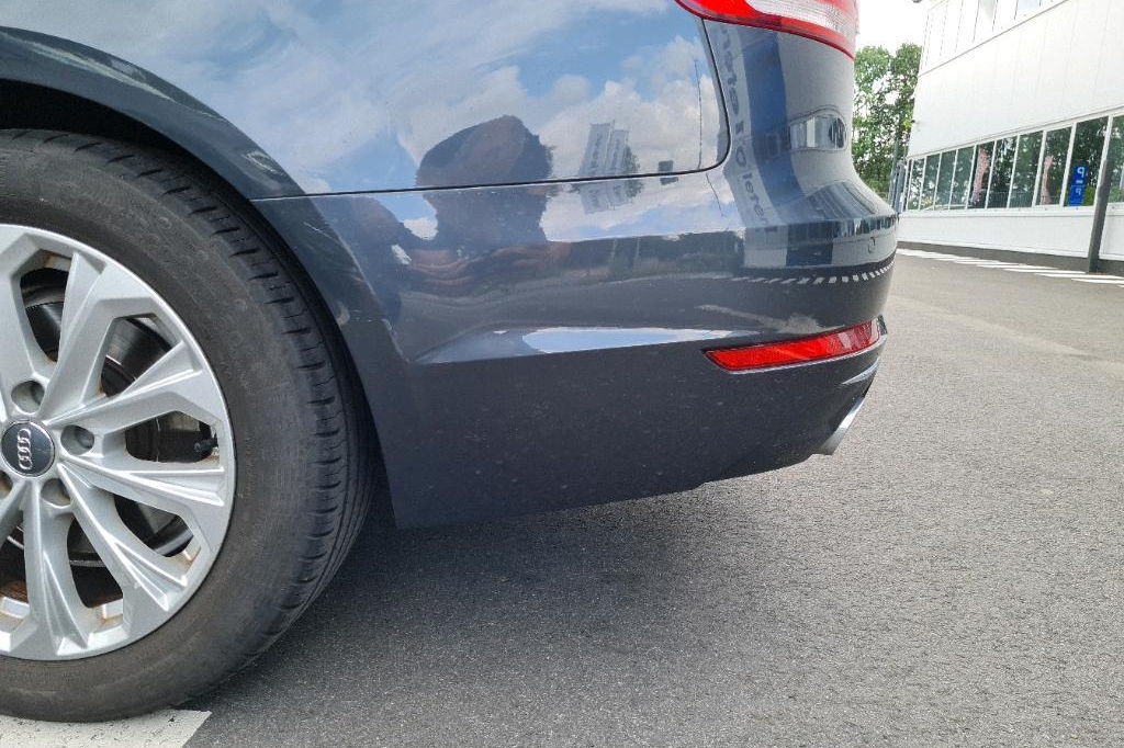 Audi A4 2016 photo 26