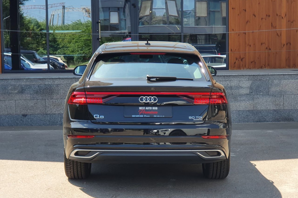 Audi Q8 50 TDI 2023 photo 4
