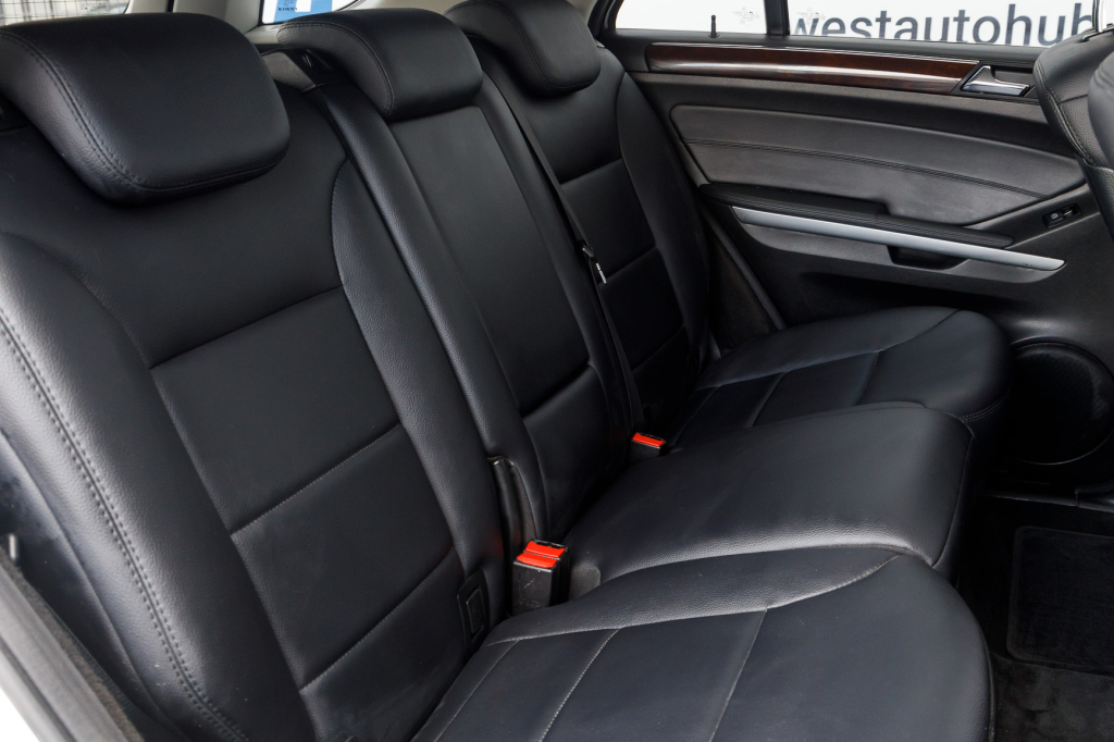 Mercedes-Benz ML 350 2011 photo 25