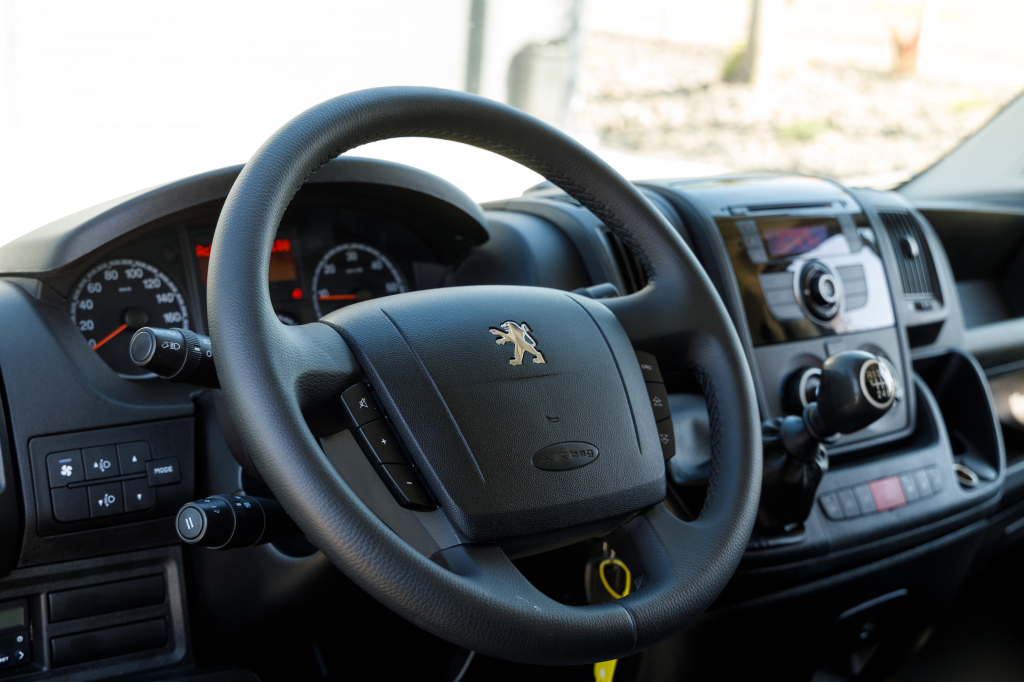 Peugeot Boxer, 2012 photo 9
