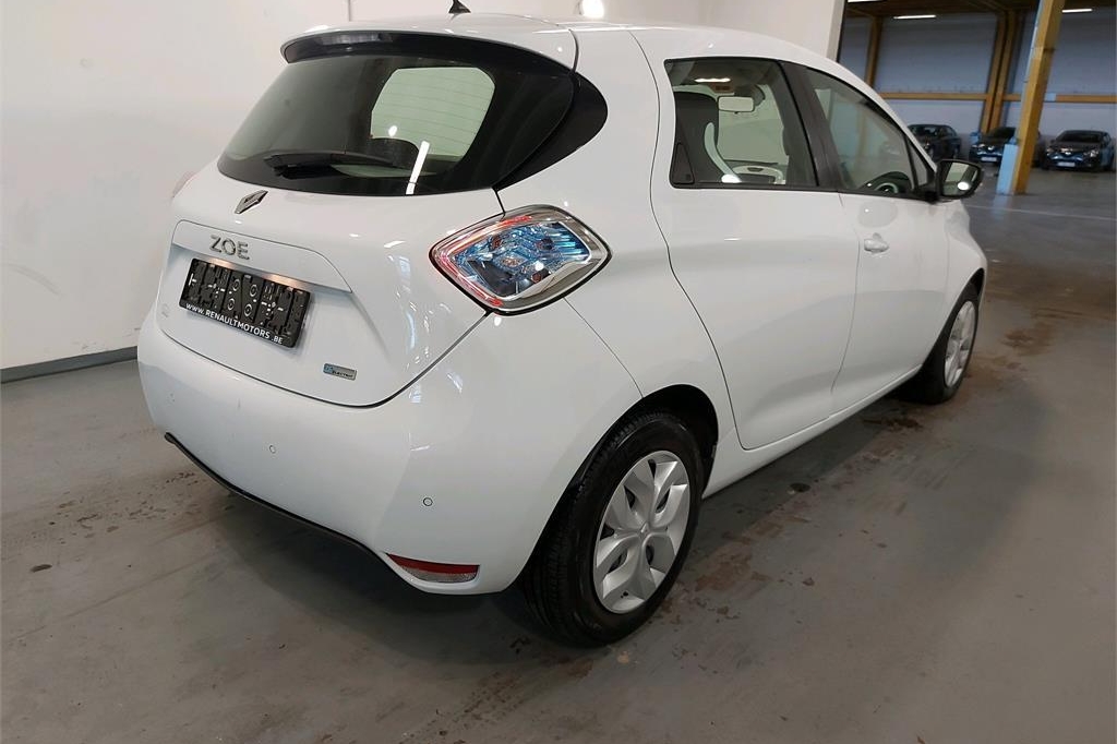 Renault Zoe 2018 фото 8