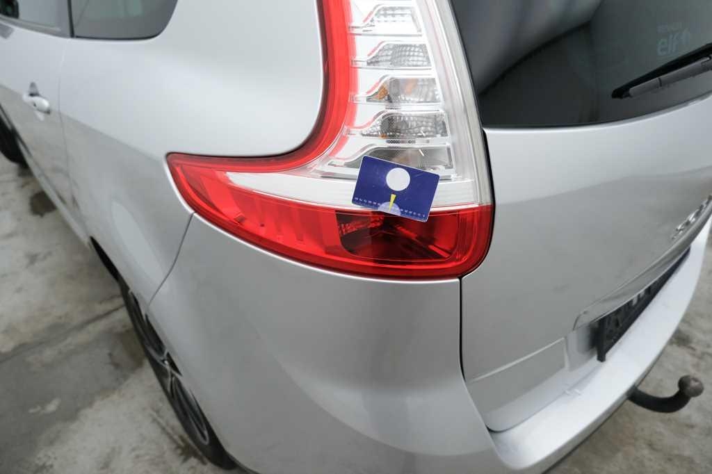 Renault Grand Scenic 2016 фото 16