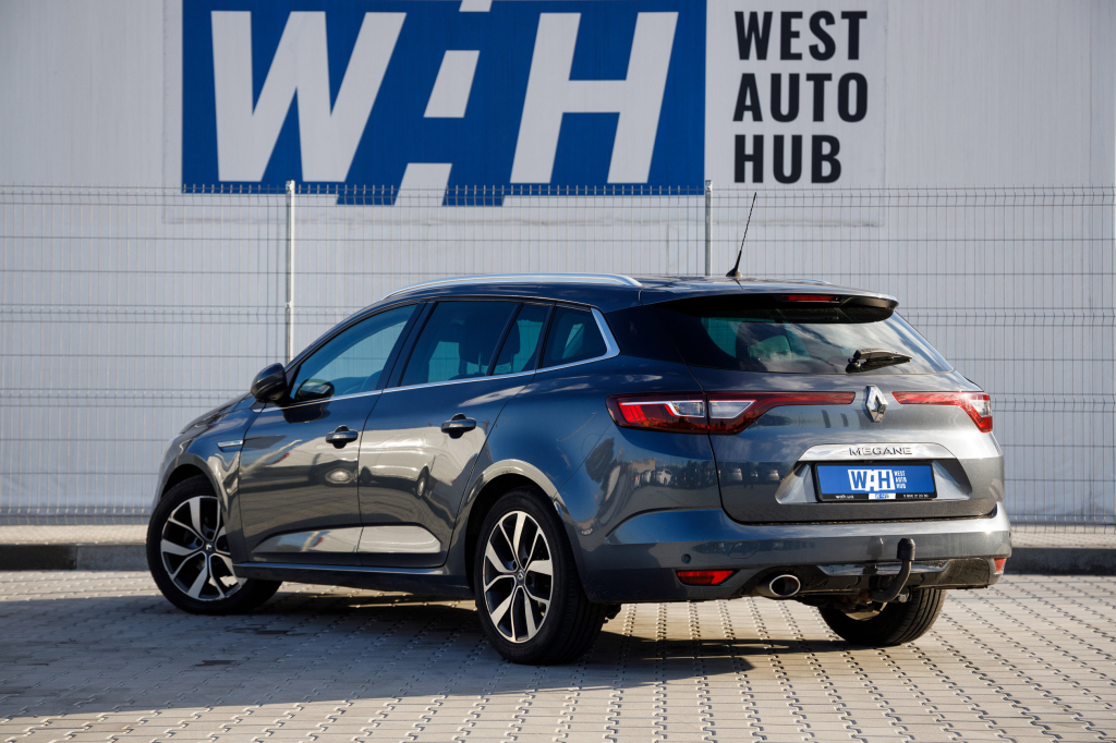 Renault Megane IV BOSE 2016 photo 5