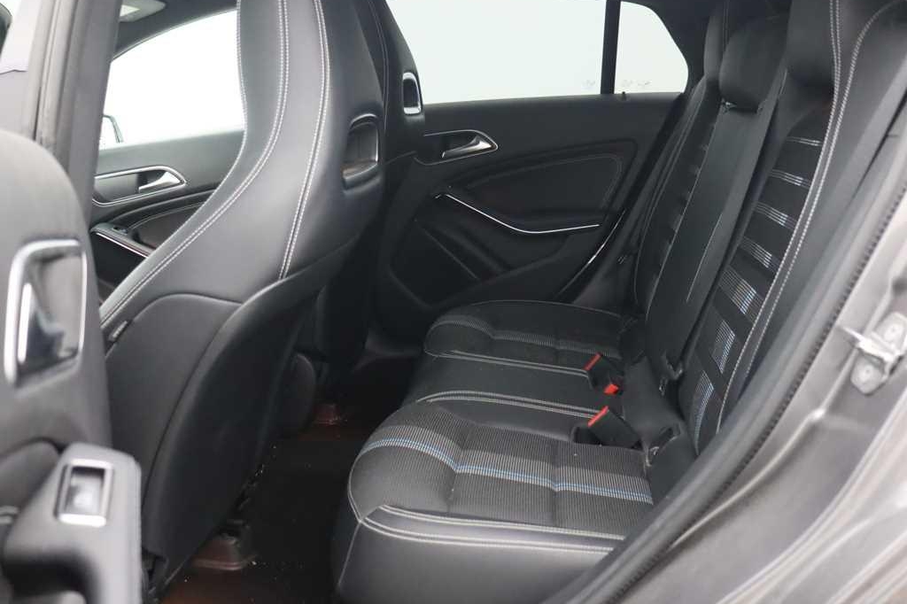 Mercedes-Benz CLA 2018 фото 5