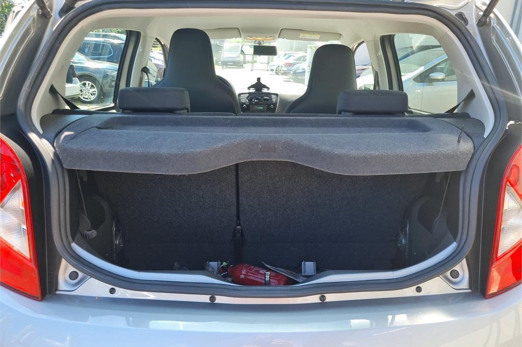 SEAT Mii 2018 фото 2