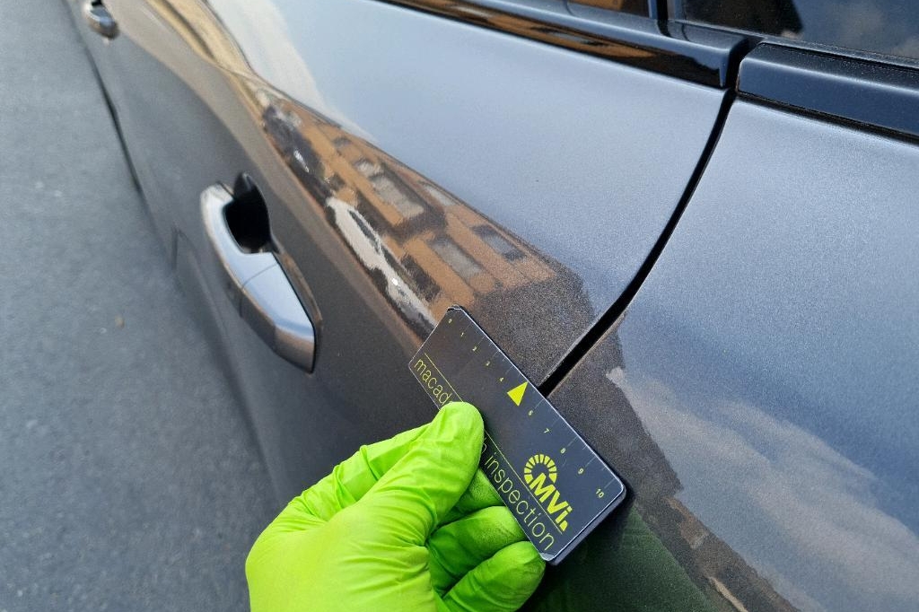 Jaguar F-Pace 2018 photo 21