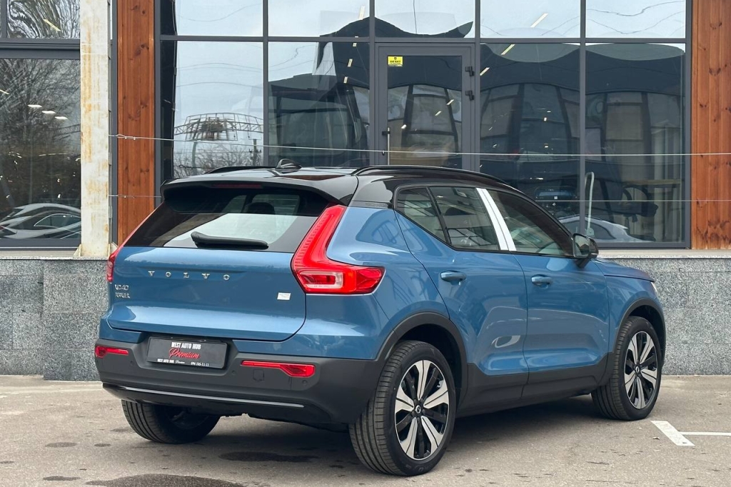 Volvo XC40 Recharge P8 Electric 78 kWh 2023 photo 6