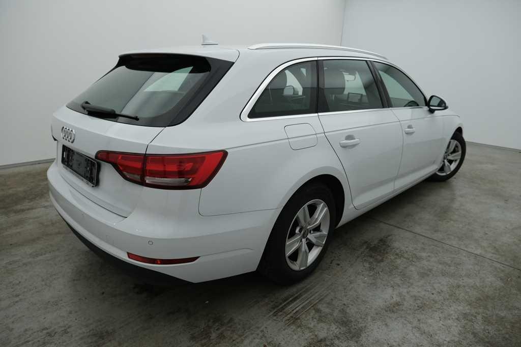 Audi A4 Avant 2017 фото 6