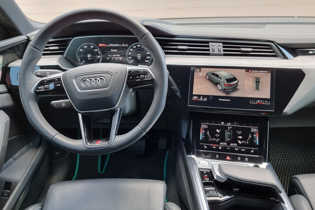 Audi e-tron 2020 photo 12