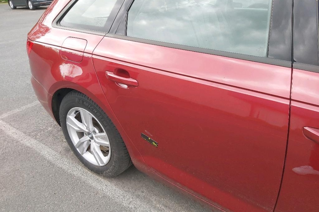 Audi A4 Avant 2018 фото 11