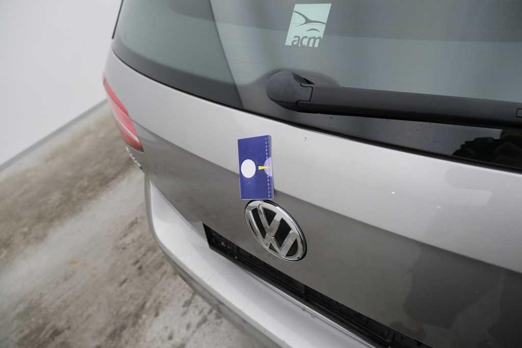 Volkswagen Passat Variant 2017 фото 28