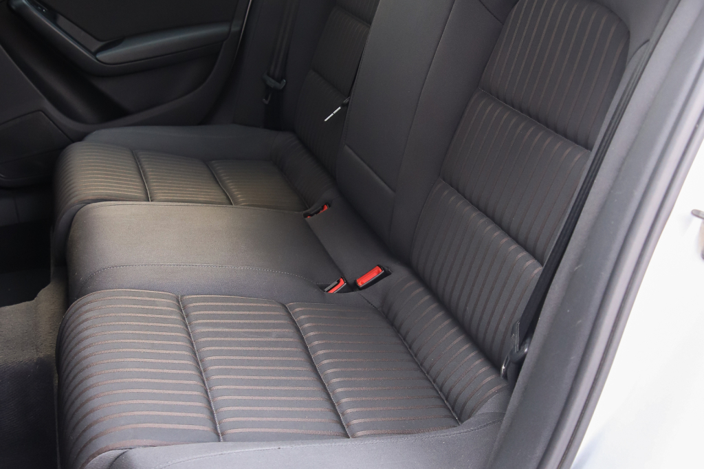 Audi A4 2008 photo 12