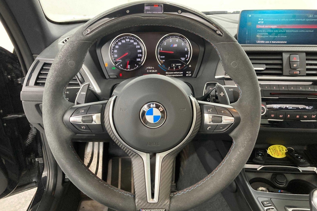 BMW M2 2018 фото 8
