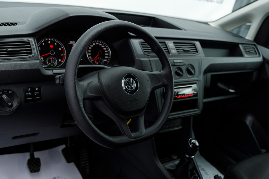 Volkswagen Caddy photo 8