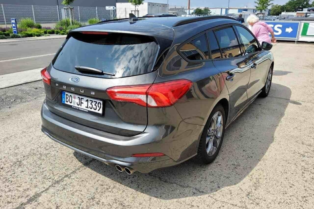 Ford Focus 2020 photo 1