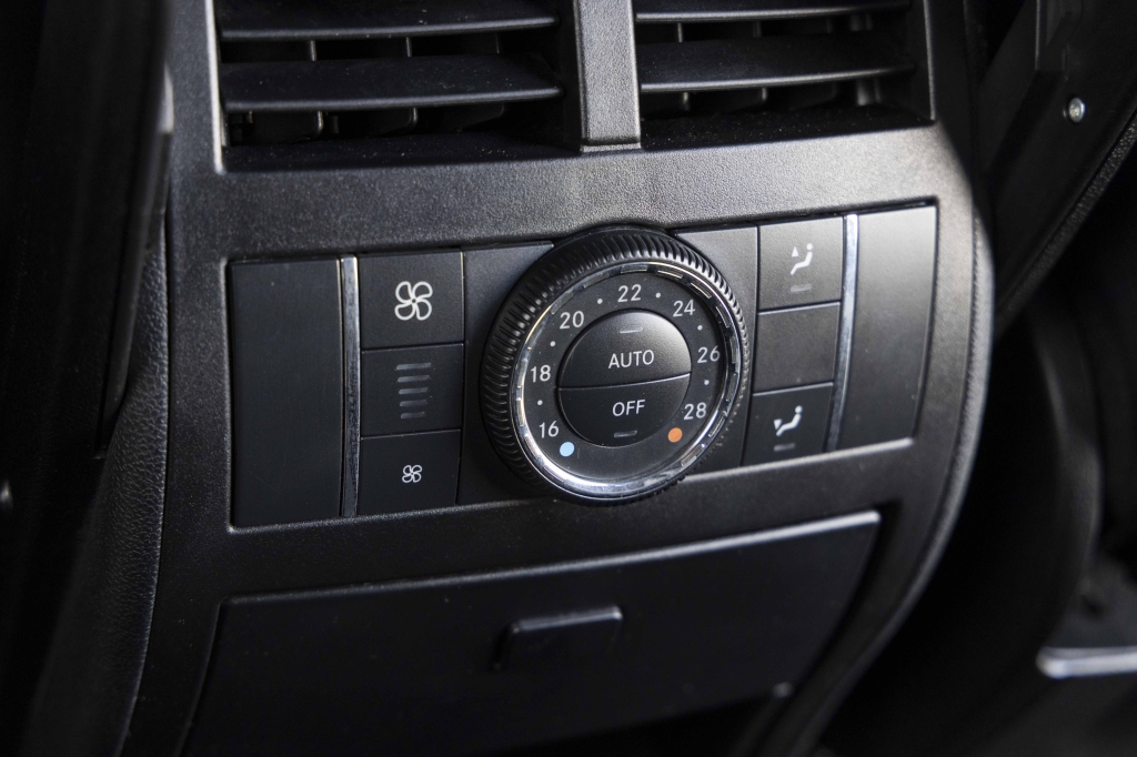 Mercedes-Benz M-Class ML500 W164 2006 фото 15