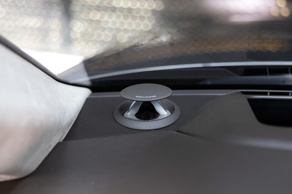 Audi A8 L 2018 фото Audi A8 L 2018 фото 18