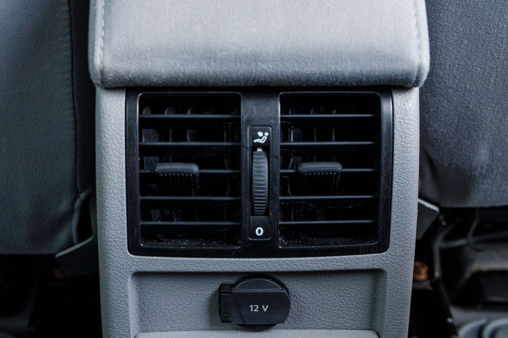 Volkswagen Caddy пасс. Life 2006 photo 8