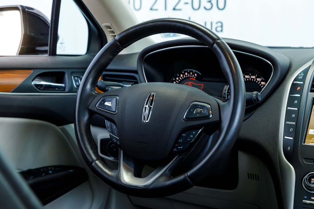 Lincoln MKC 2016 photo 18